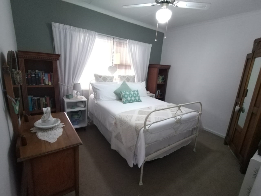4 Bedroom Property for Sale in Albertinia Western Cape